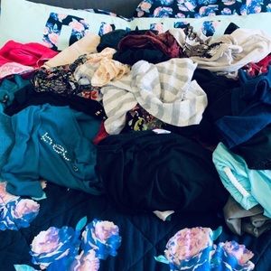 Mixed bundle lot of clothes size 0, XS, small mystery box
